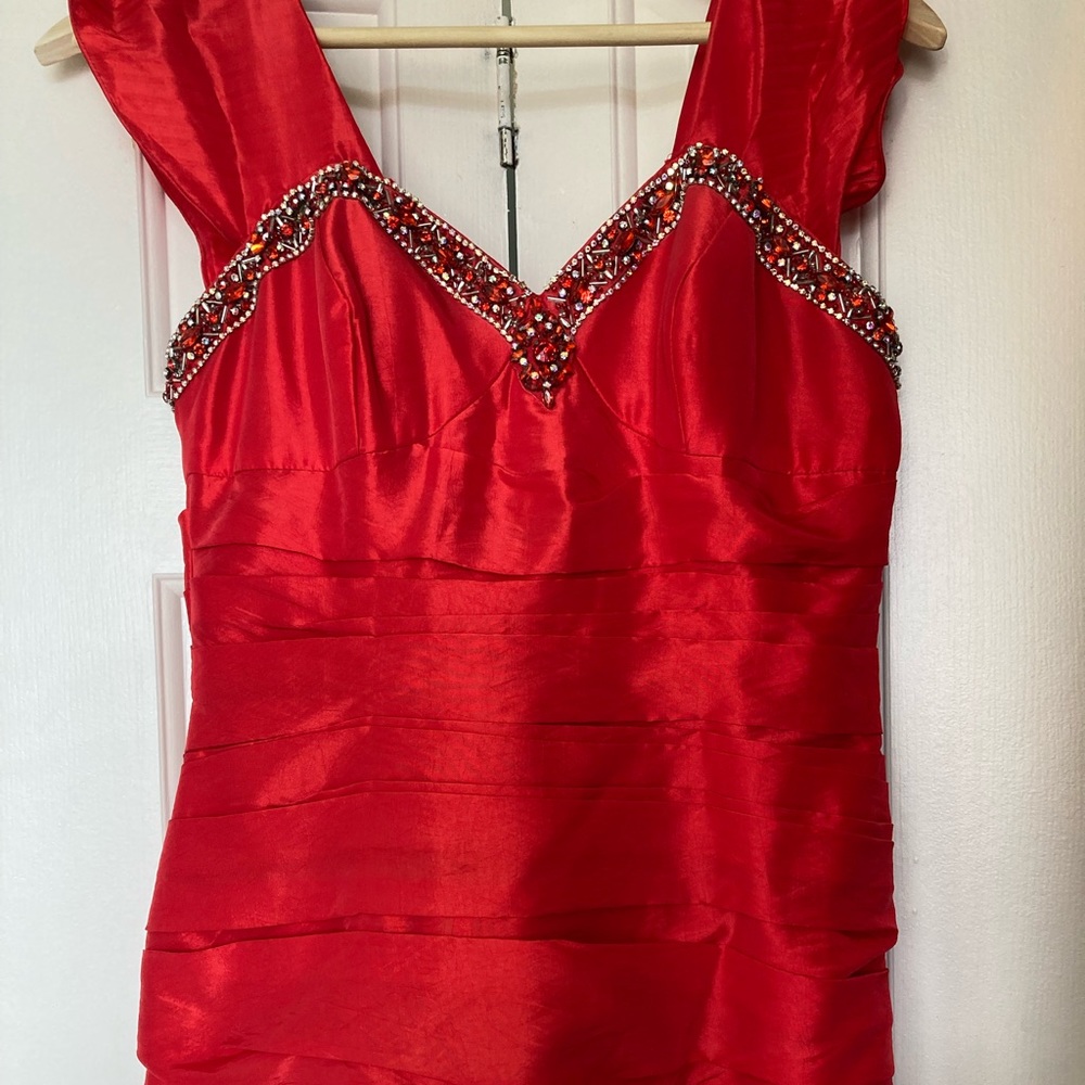Red gown with sleeves alteration Size 8 (Prom or Pageant).